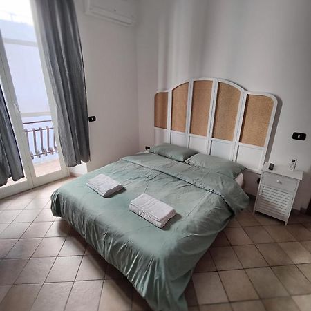 Appartement Bellavista, Il Tuo Soggiorno Vista Mare! à Nettuno Extérieur photo